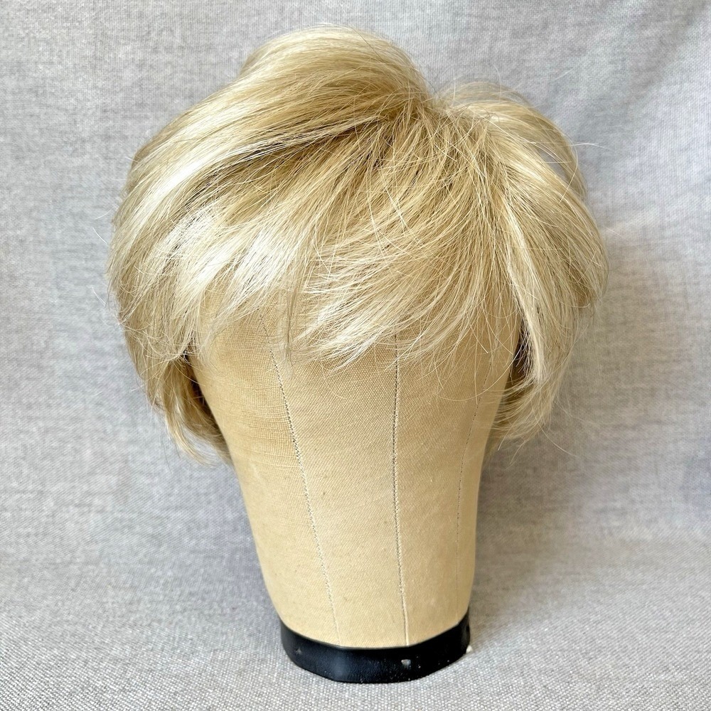Noriko Wig 1672N Eva CREAMY BLONDE Short Pixie Swept Fringe Bangs Tapered Nape - Picture 5 of 14